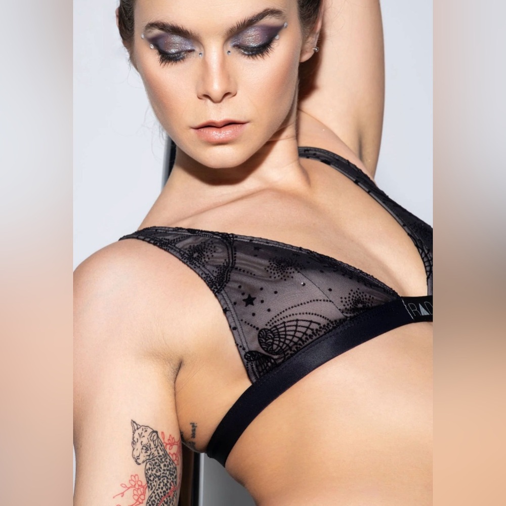 RAD POLE Elegant Black Lace Bra